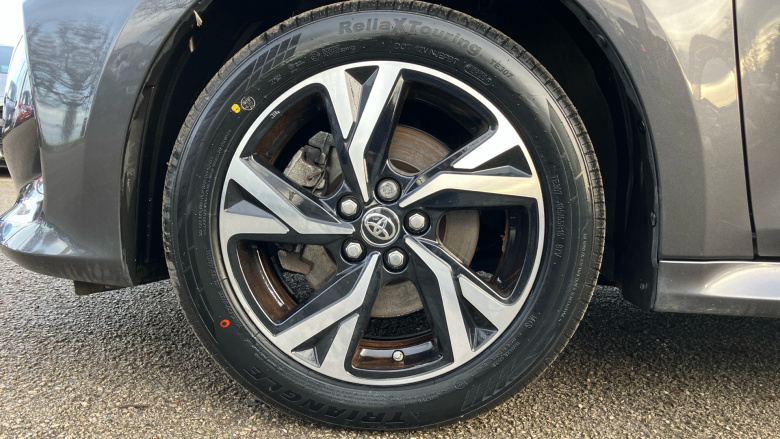 Toyota Yaris 1.5 Hybrid Design 5dr CVT Hybrid Hatchback